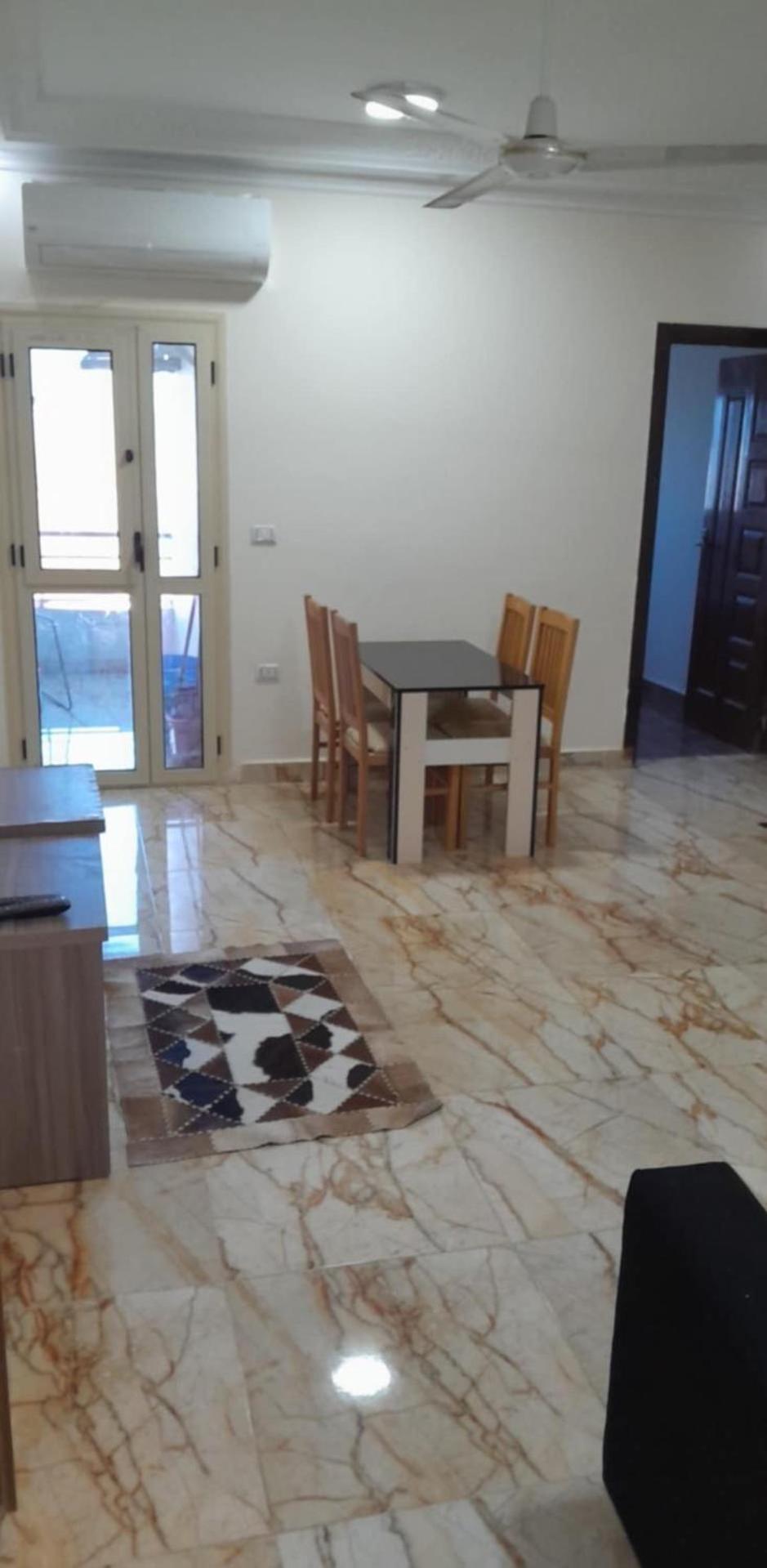 Sea View At Sheraton Road 2 Bed Apartament